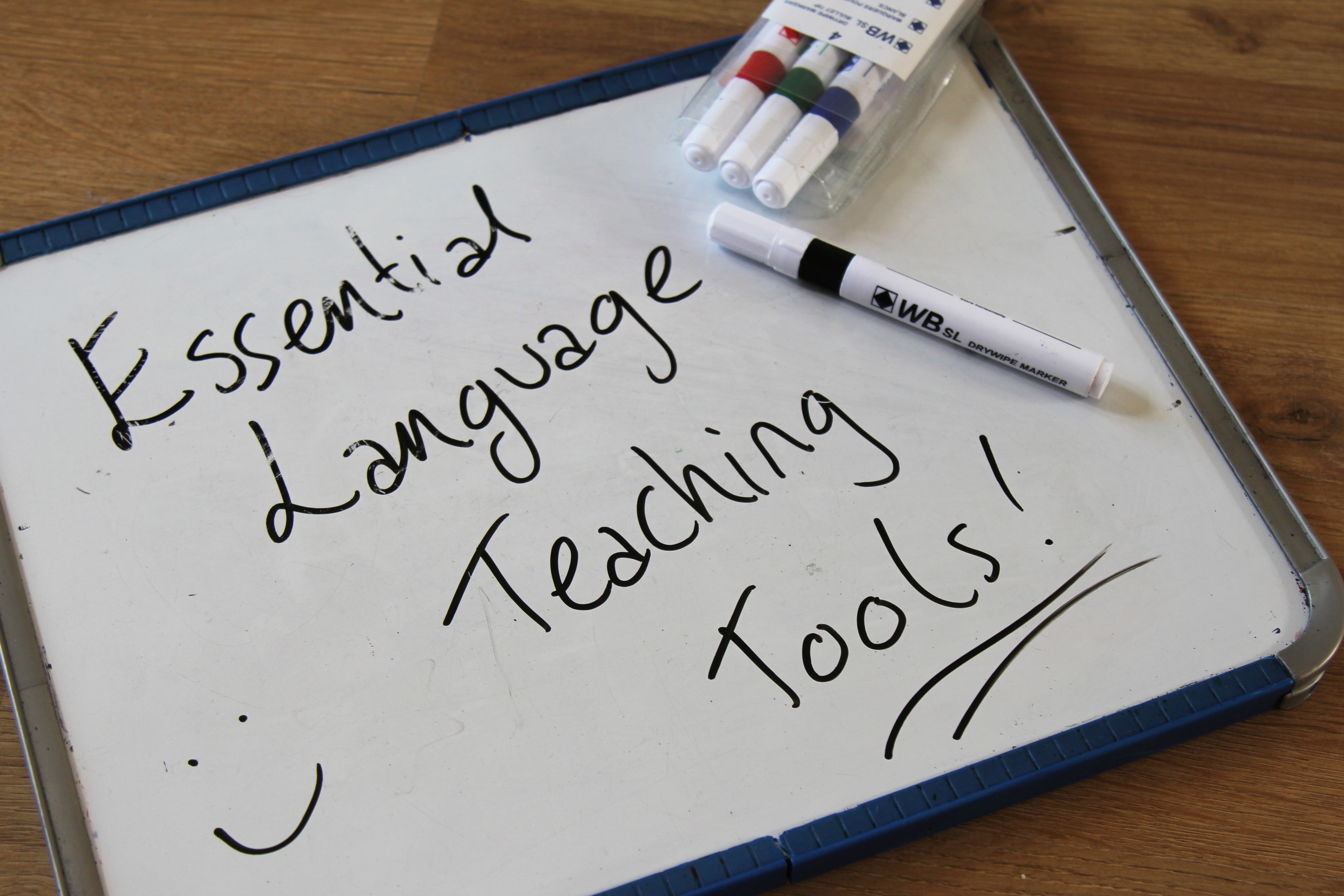 mini whiteboard Essential Language Teaching Tools tutoring Lindsay Does Languages blog