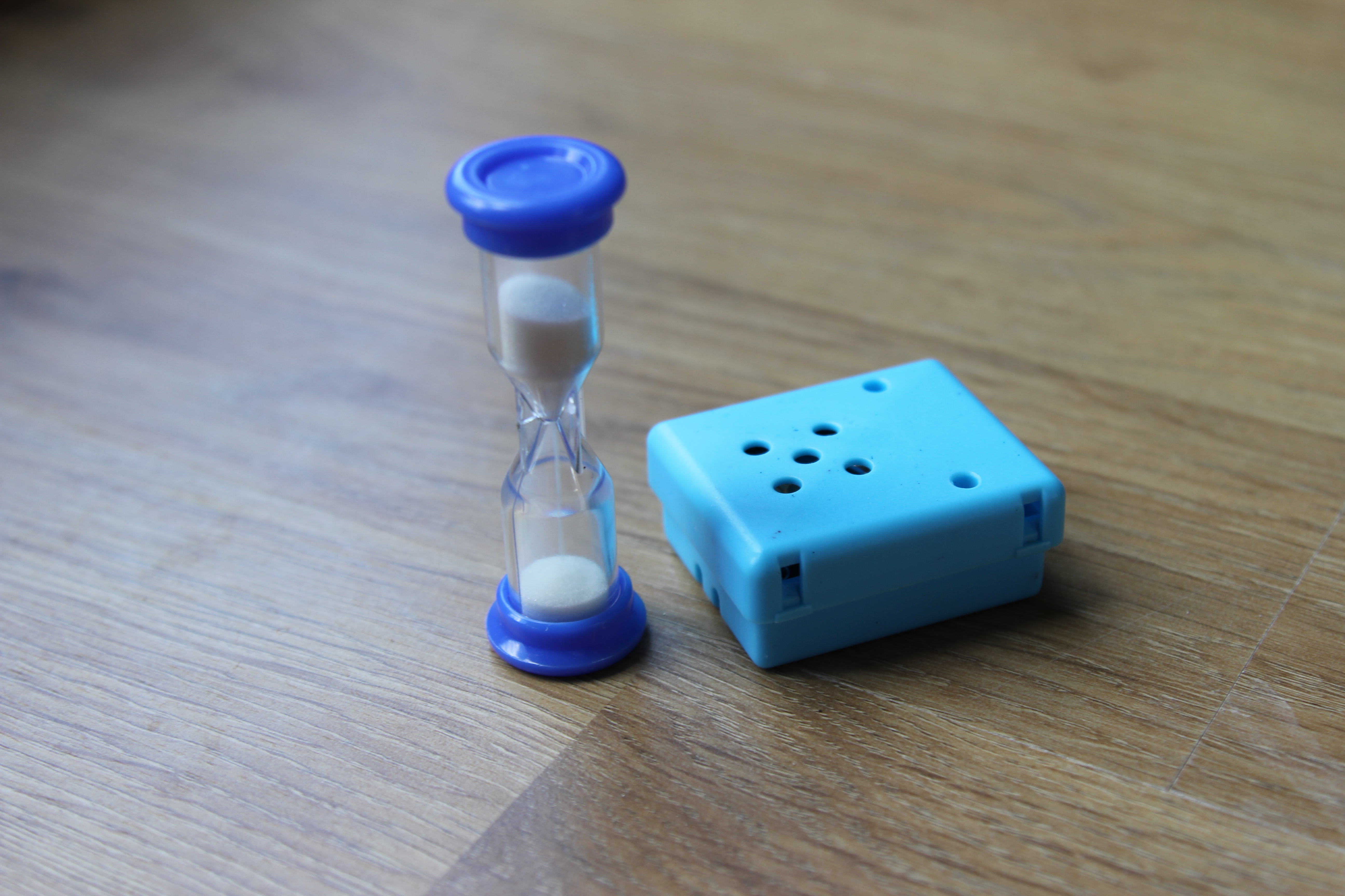 sand timer electric buzzer Essential Language Teaching Tools tutoring Lindsay Does Languages blog
